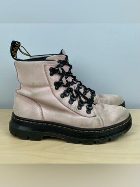 Dr. Doc Martens Women’s Size 6.0 Combs Chalk Pink Suede Combat Boots Lace Up